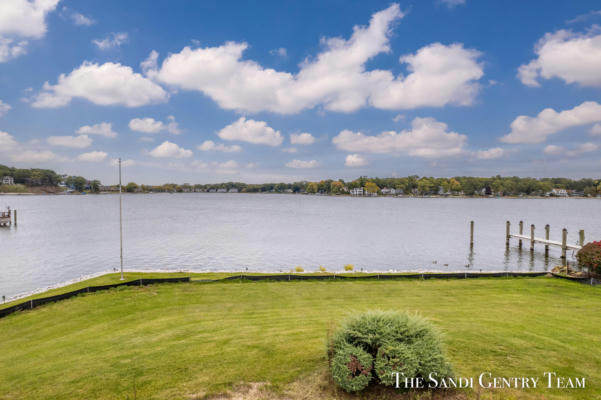 16073 LAKE POINT DR, SPRING LAKE, MI 49456 - Image 1