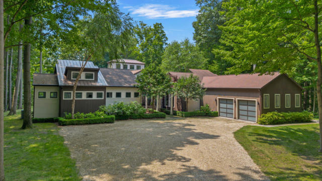 17138 RIVER BLUFF DR, UNION PIER, MI 49129 - Image 1