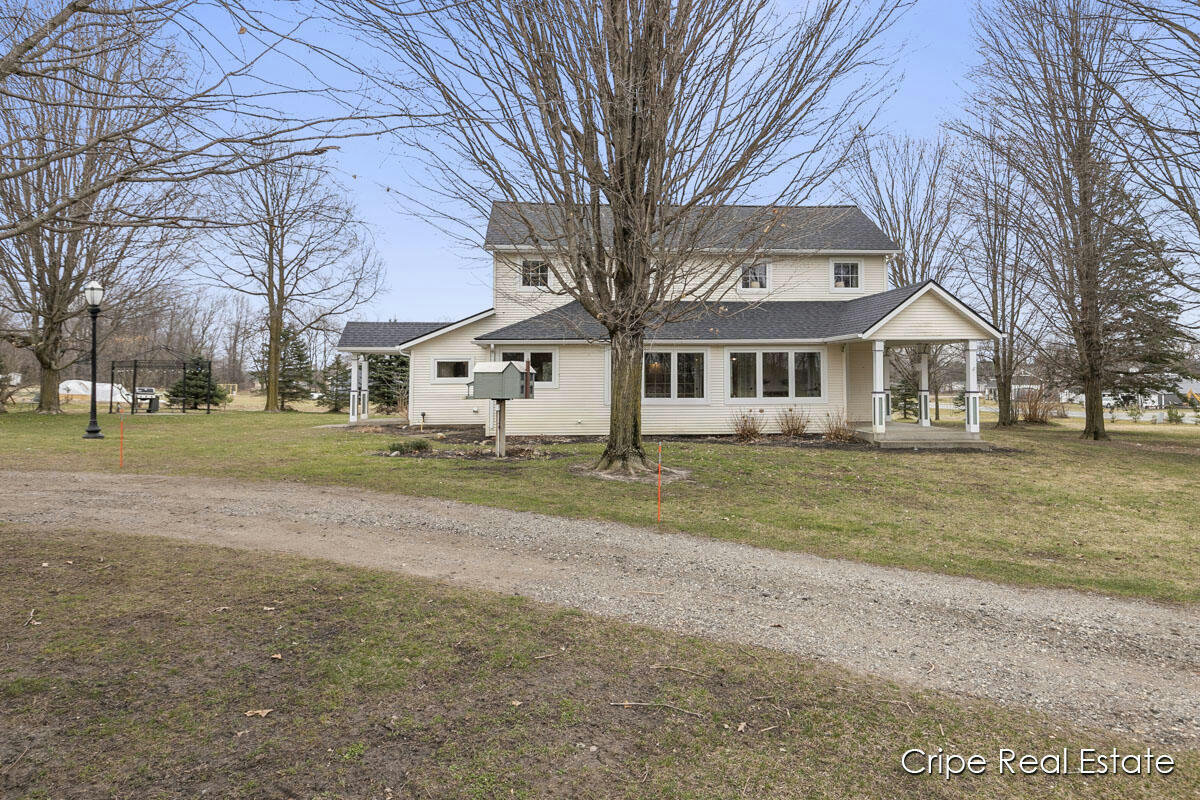 5600 W STATE RD, MIDDLEVILLE, MI 49333, photo 1 of 84