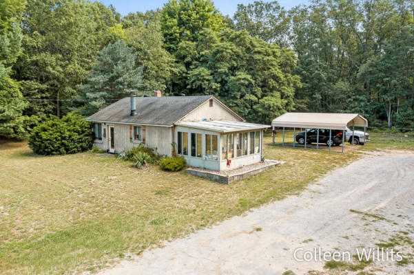 3260 S WOLF LAKE RD, FRUITPORT, MI 49415 - Image 1