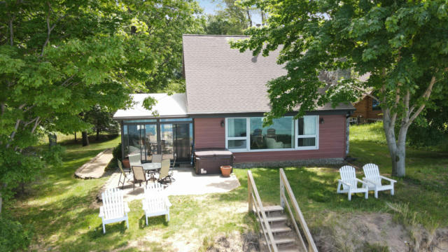 4616 W FOX FARM RD, MANISTEE, MI 49660 - Image 1