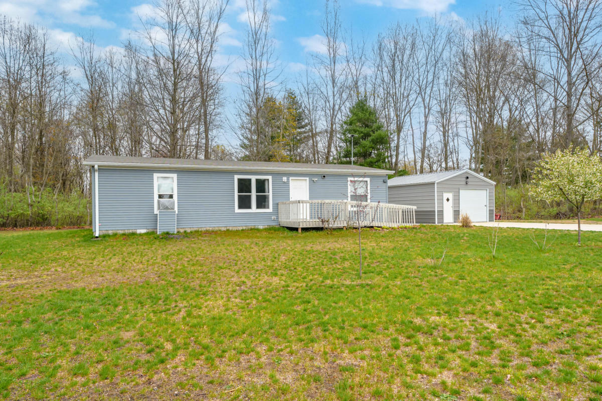 53108 SILVER LAKE RD, GRAND JUNCTION, MI 49056, photo 1 of 23